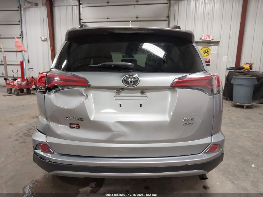 2017 Toyota Rav4 Xle VIN: 2T3RFREV2HW561628 Lot: 43858692