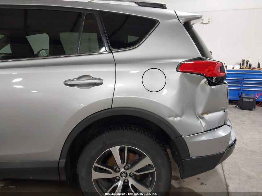 2017 Toyota Rav4 Xle VIN: 2T3RFREV2HW561628 Lot: 43858692