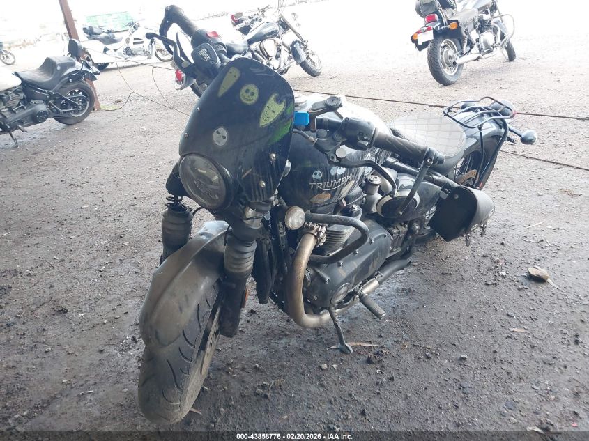 2022 Triumph Motorcycle Bonneville Bobber