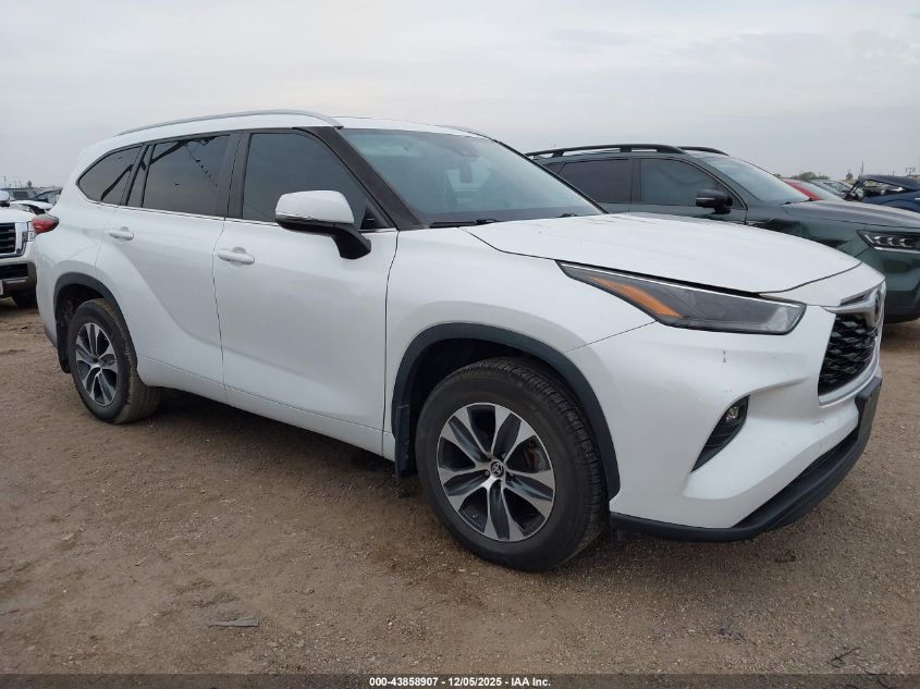 TOYOTA HIGHLANDER XLE