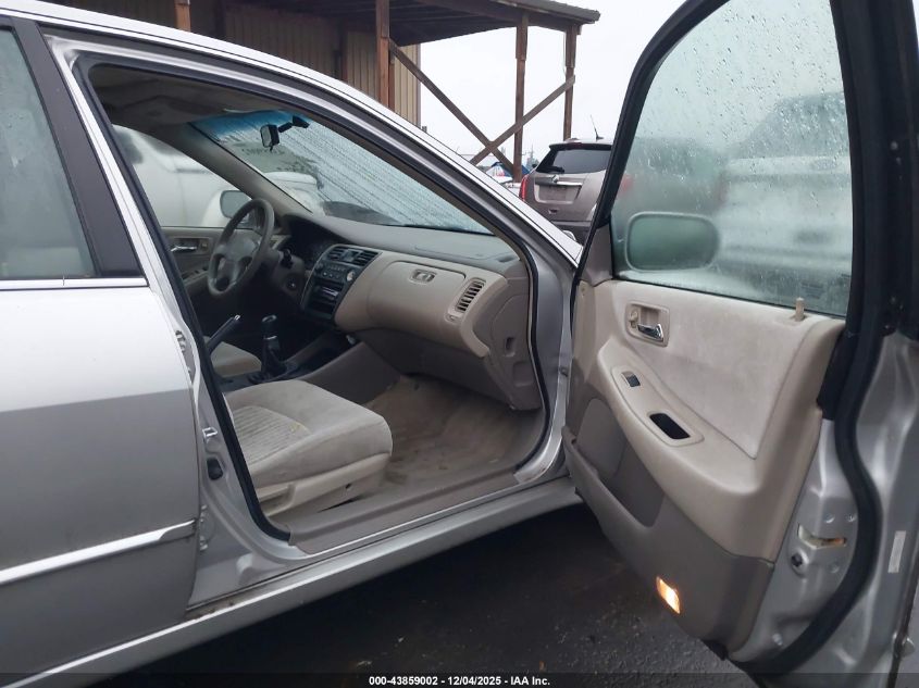 1HGCG5558WA158665 1998 HONDA ACCORD photo no. 5