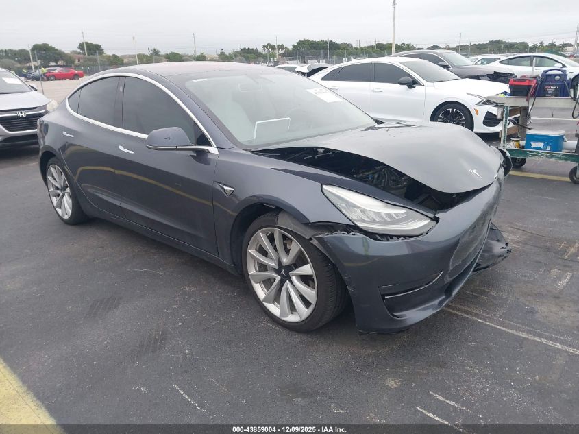 TESLA MODEL 3 LONG RANGE/PERFORMANCE