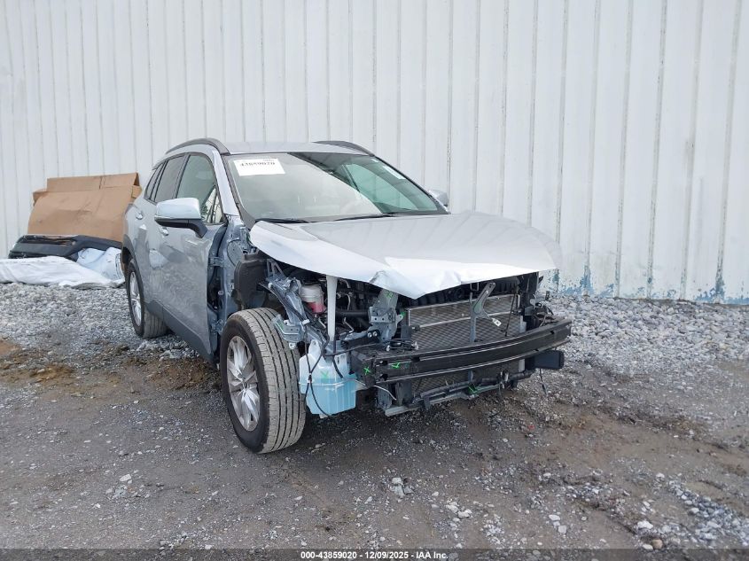 TOYOTA COROLLA CROSS LE