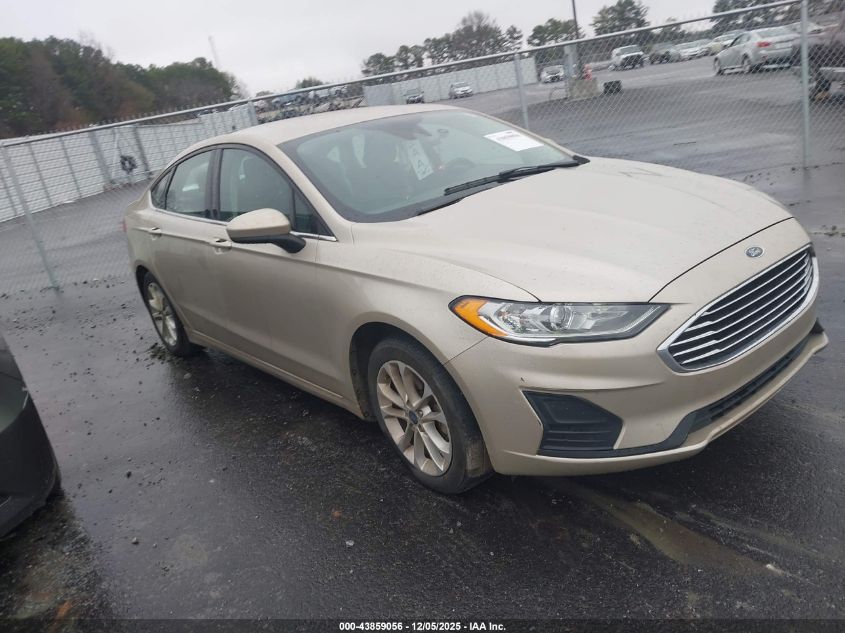 FORD FUSION SE
