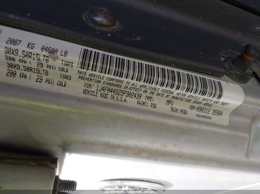 2005 Jeep Wrangler Unlimited VIN: 1J4FA44S25P302439 Lot: 43859151