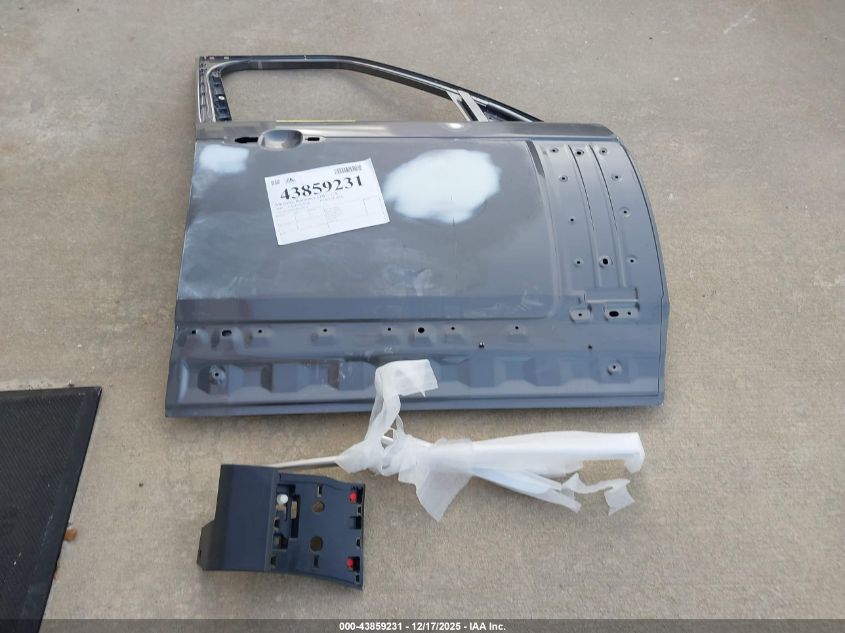 2017 Land Rover Range Rover 3.0L V6 Supercharged VIN: SALGR2FV8HA378102 Lot: 43859231