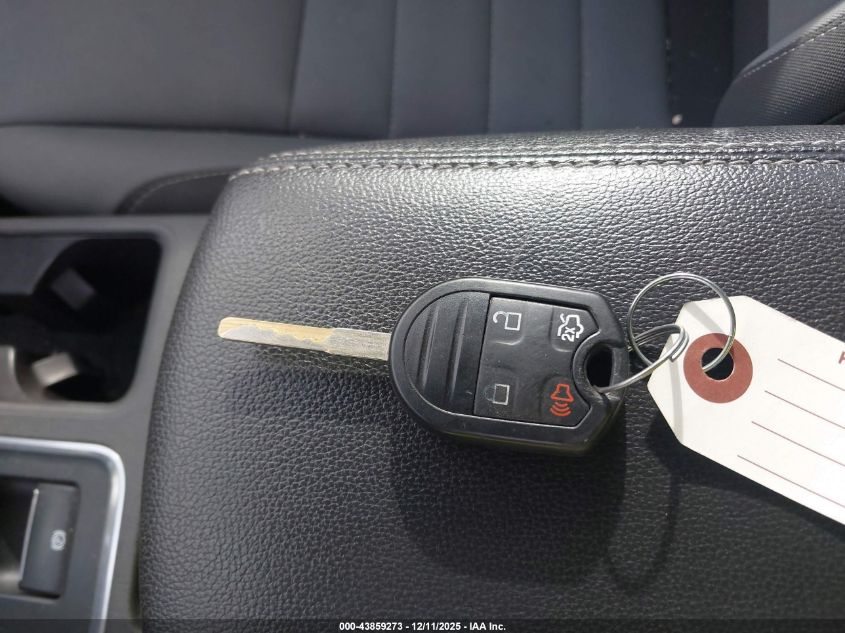 2017 Ford Escape S VIN: 1FMCU0F75HUD24633 Lot: 43859273