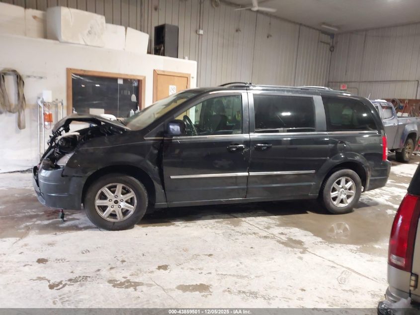 2009 Chrysler Town & Country Touring VIN: 2A8HR54169R613535 Lot: 43859501