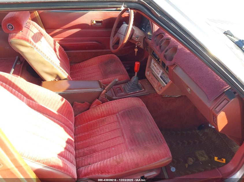 JN1HZ04S0CX437435 1982 DATSUN 280ZX photo no. 5