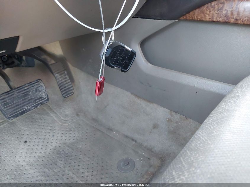 2015 Chevrolet Suburban 1500 Ltz VIN: 1GNSCKKC2FR128089 Lot: 43859712