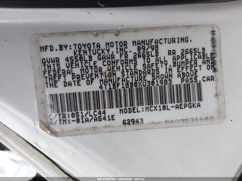 1999 Toyota Avalon Xls VIN: 4T1BF18B0XU301983 Lot: 43859754