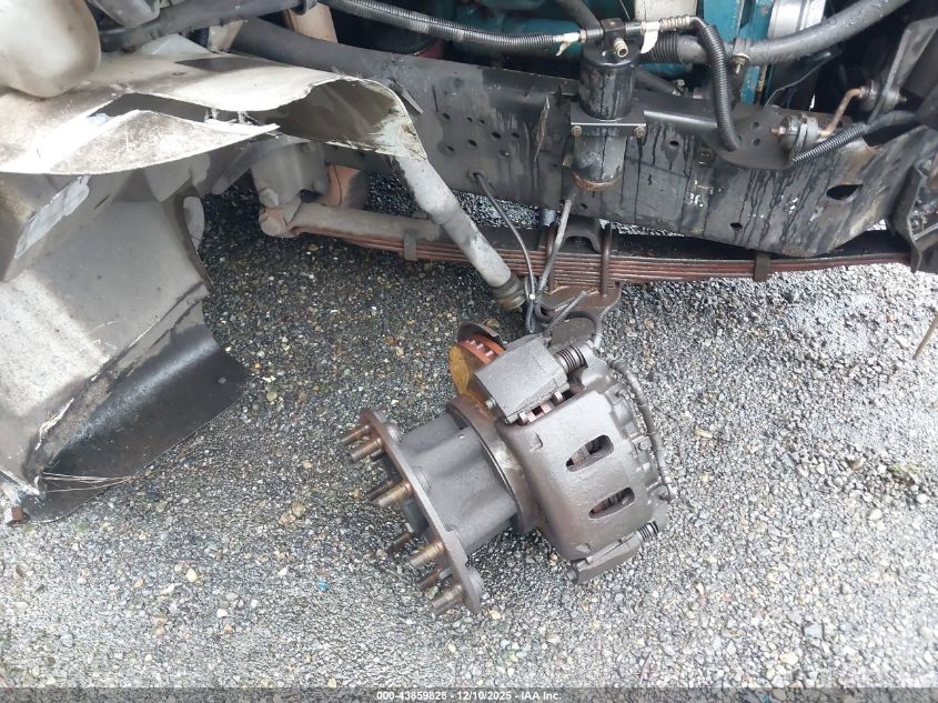 2000 International 4000 4700 VIN: 1HTSCAAMXYH282140 Lot: 43859828