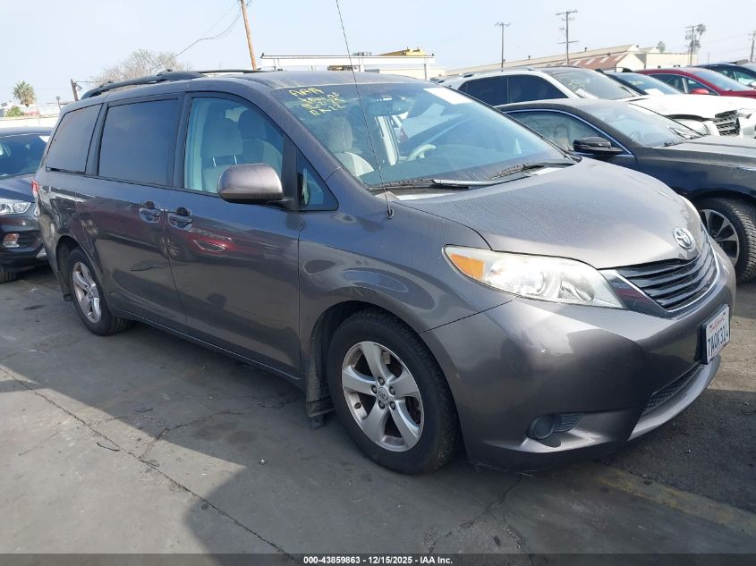 TOYOTA SIENNA LE V6 8 PASSENGER