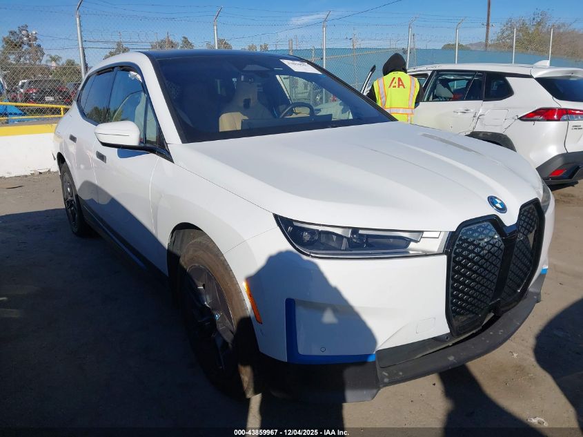 BMW IX XDRIVE50