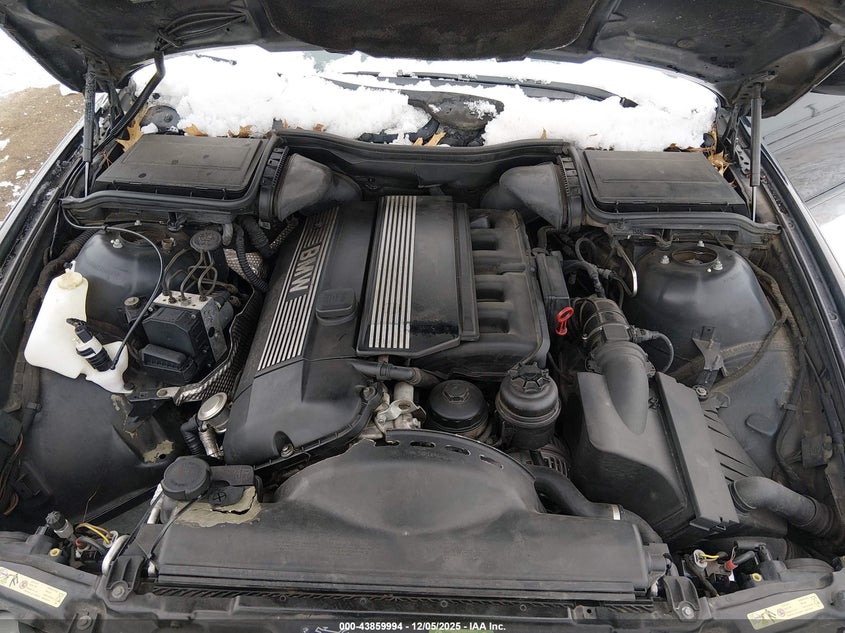 WBADT434X2GZ96588 2002 BMW 5ER photo no. 10