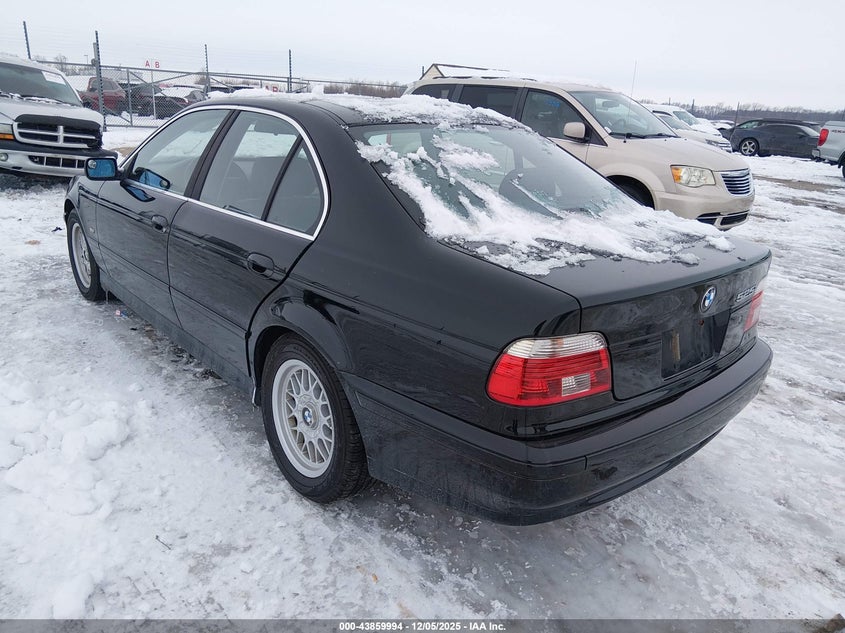 WBADT434X2GZ96588 2002 BMW 5ER photo no. 3