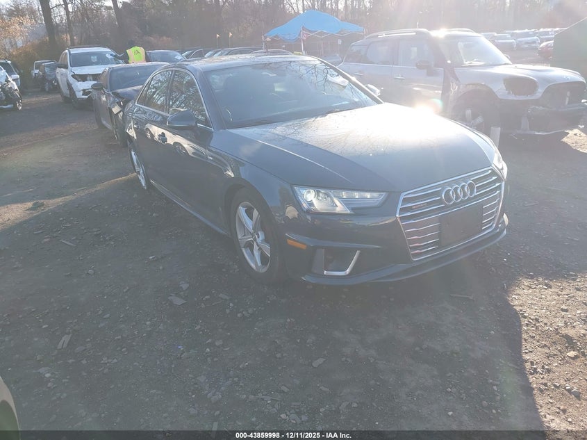 AUDI A4 45 PREMIUM