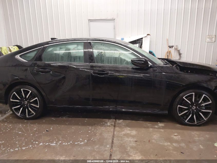 2025 Honda Accord Hybrid Touring VIN: 1HGCY2F89SA066690 Lot: 43860109