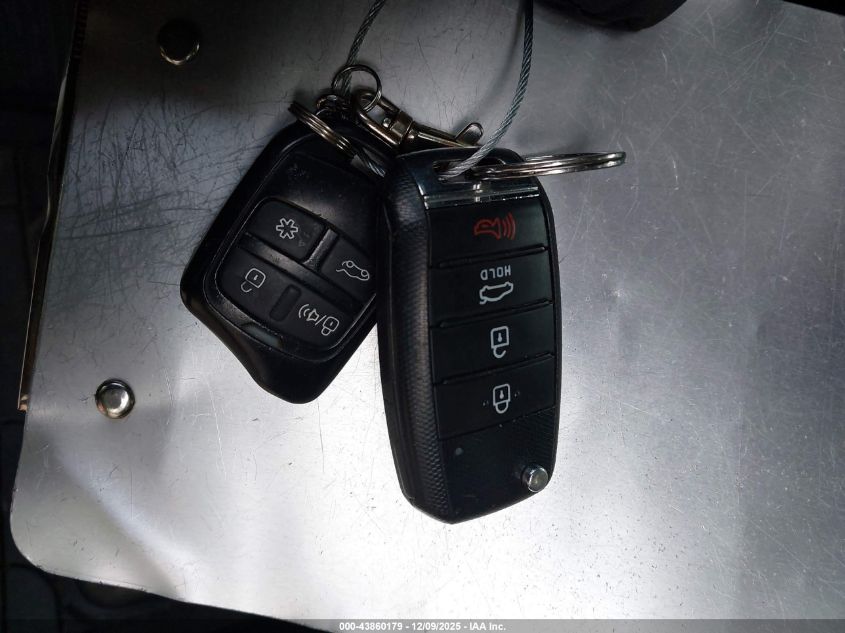 2017 Kia Optima Lx VIN: 5XXGT4L3XHG160982 Lot: 43860179