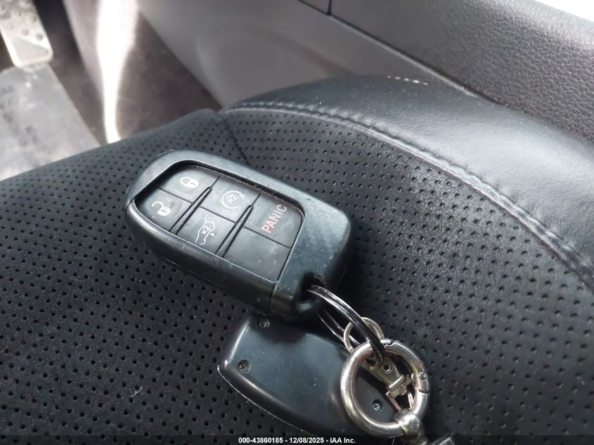 2016 Jeep Grand Cherokee Srt VIN: 1C4RJFDJ8GC398934 Lot: 43860185