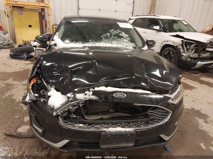 2019 Ford Fusion Hybrid Titanium VIN: 3FA6P0RU1KR223717 Lot: 43860540
