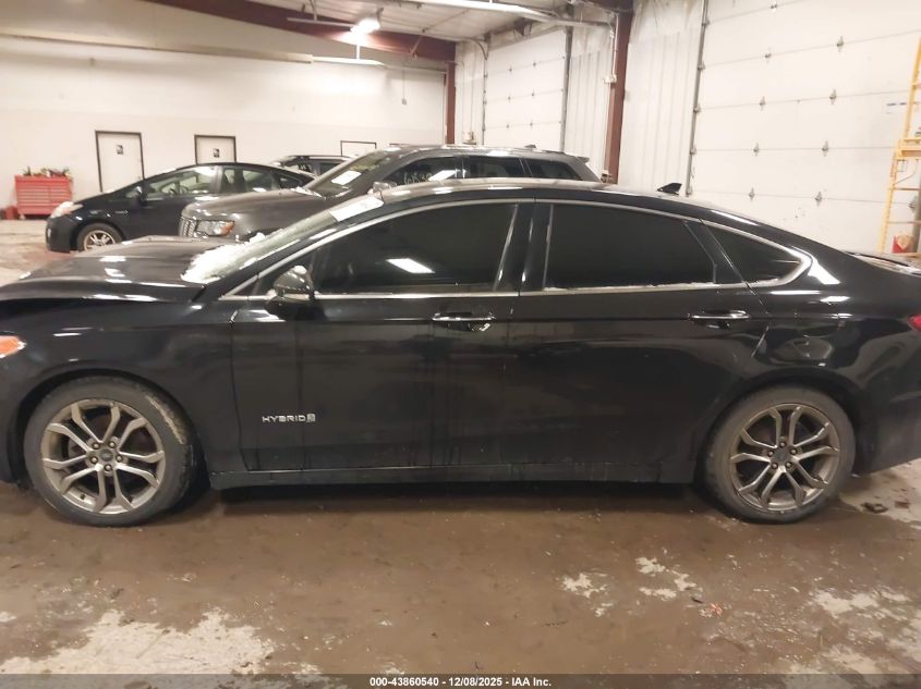 2019 Ford Fusion Hybrid Titanium VIN: 3FA6P0RU1KR223717 Lot: 43860540