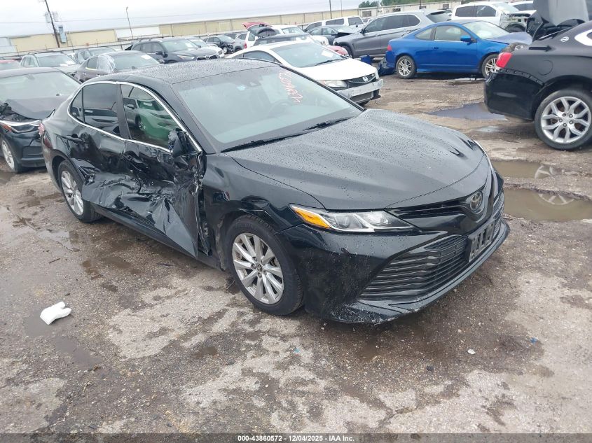 TOYOTA CAMRY LE