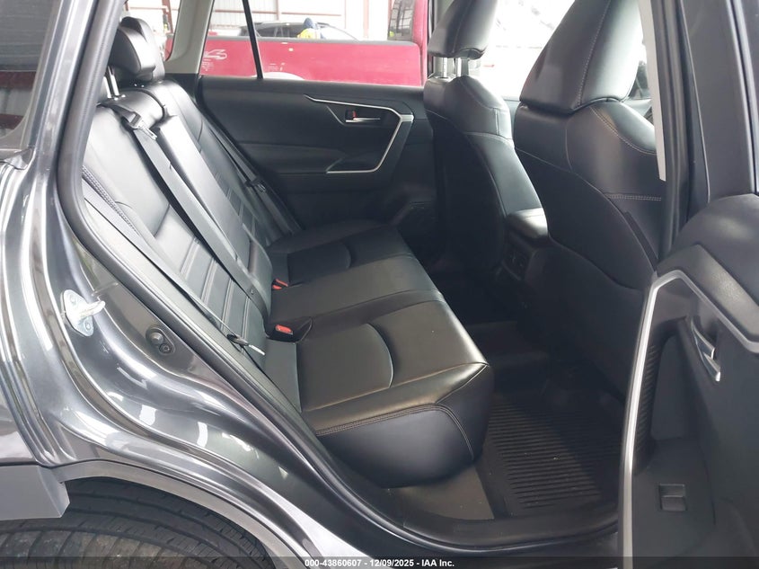 JTMA1RFV2KD044747 2019 TOYOTA RAV 4 photo no. 8