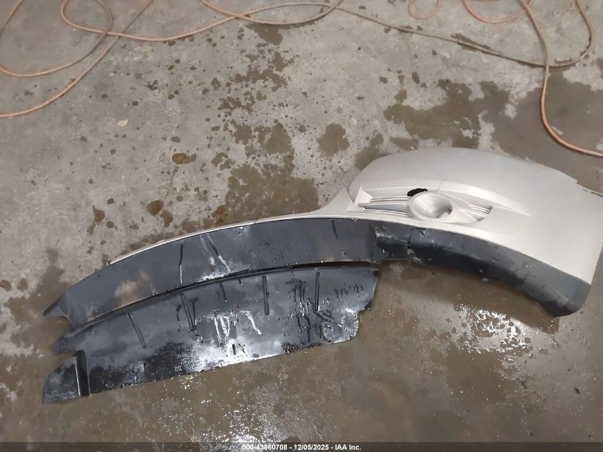 2009 Mercury Sable VIN: 1MEHM40W09G615721 Lot: 43860708