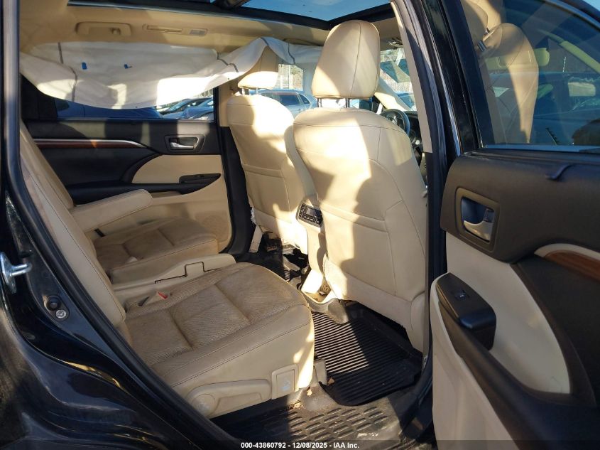 2018 Toyota Highlander Hybrid Limited Platinum VIN: 5TDDGRFH0JS045971 Lot: 43860792