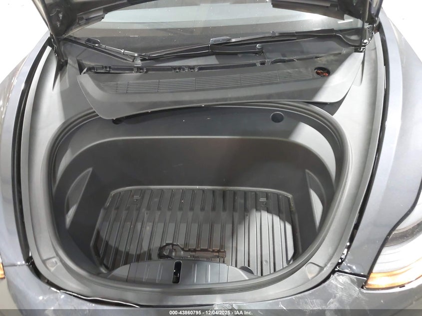 5YJ3E1EA4PF699277 2023 TESLA MODEL 3 photo no. 10