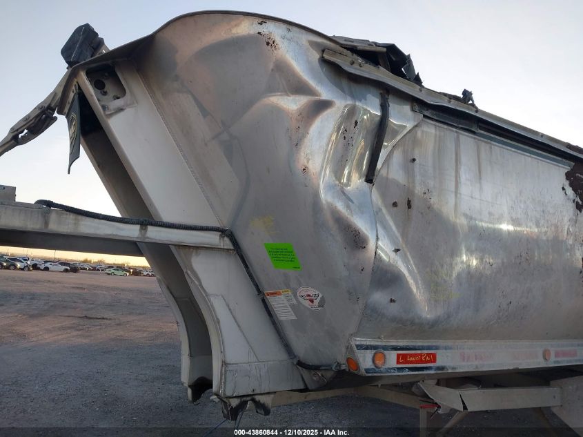 2020 Mac Trailer Mfg Semi Dump Trailer VIN: 5MADN4025LW054528 Lot: 43860844