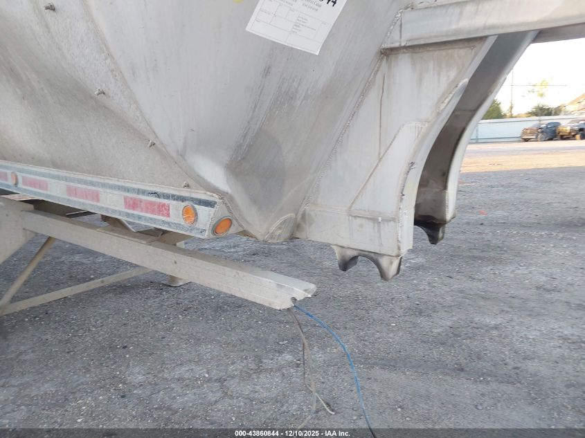 2020 Mac Trailer Mfg Semi Dump Trailer VIN: 5MADN4025LW054528 Lot: 43860844