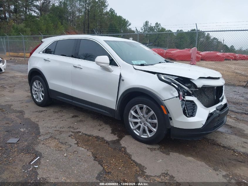 CADILLAC XT4 FWD LUXURY