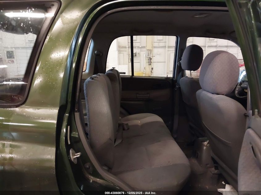 2000 Chevrolet Tracker Hard Top VIN: 2CNBJ13C5Y6907097 Lot: 43860876