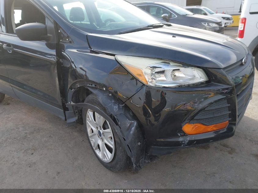 2016 Ford Escape S VIN: 1FMCU0F79GUB08217 Lot: 43860916