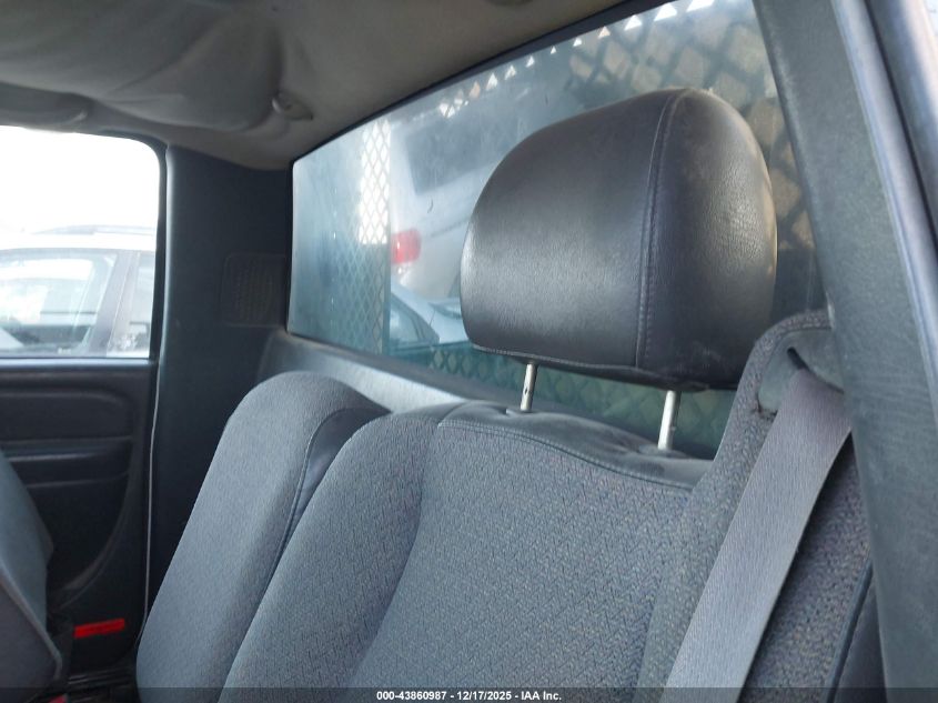 2004 Chevrolet Silverado 3500 Chassis VIN: 1GBJC34U74E279406 Lot: 43860987