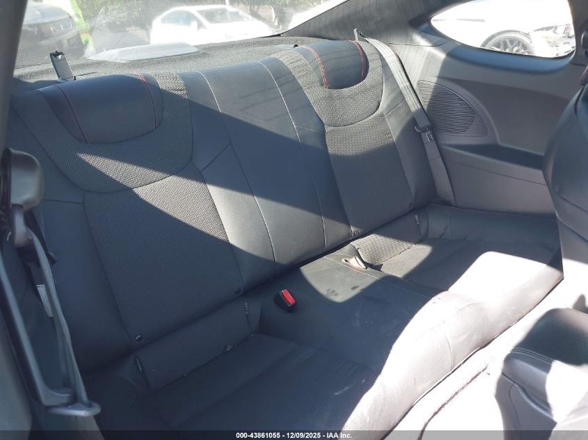 2016 Hyundai Genesis 3.8 R-Spec VIN: KMHHU6KJ3GU134063 Lot: 43861055