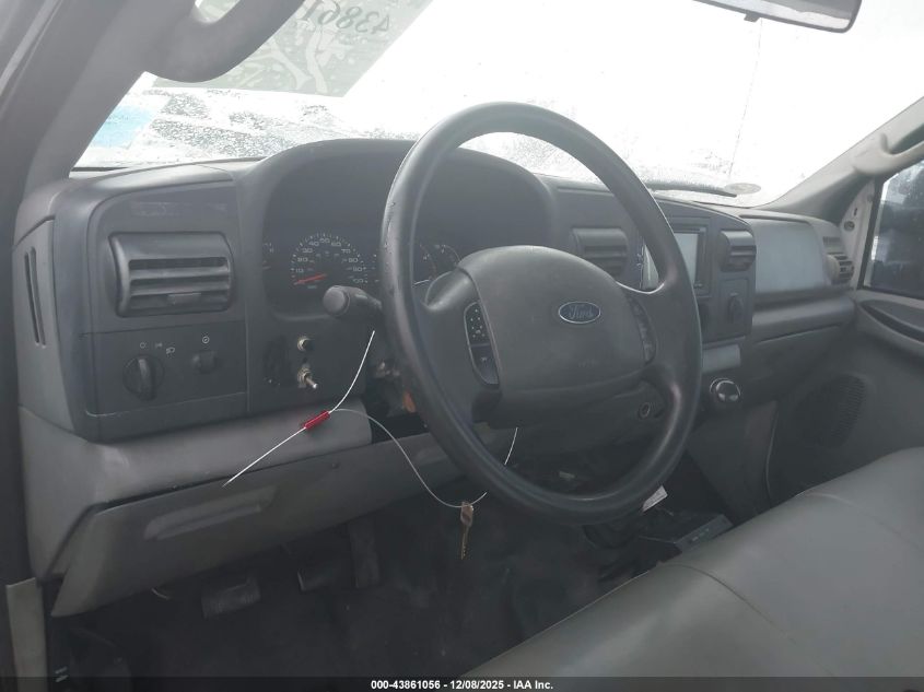 2006 Ford F-550 Chassis Xl/Xlt VIN: 1FDAF56P36EA03034 Lot: 43861056