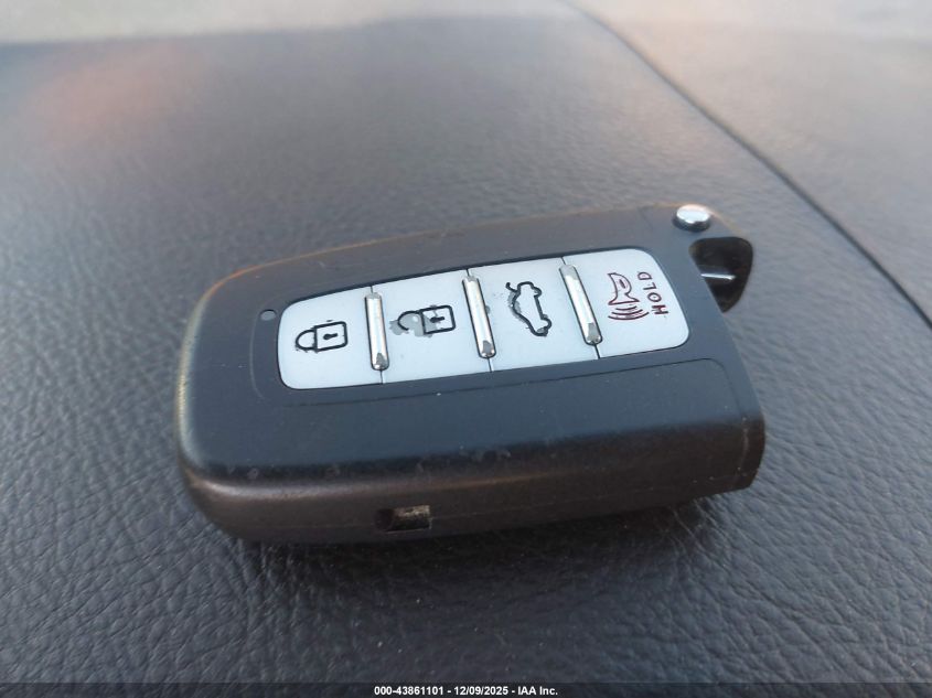 2012 Hyundai Genesis 3.8 VIN: KMHGC4DD8CU167709 Lot: 43861101