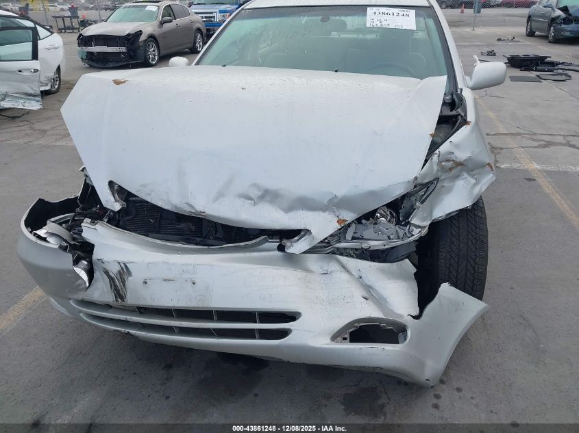 2004 Toyota Camry Xle VIN: 4T1BE30K14U361020 Lot: 43861248