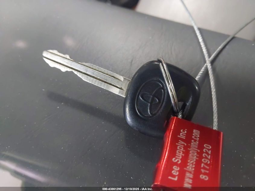 2001 Toyota Avalon Xls VIN: 4T1BF28B41U120995 Lot: 43861295