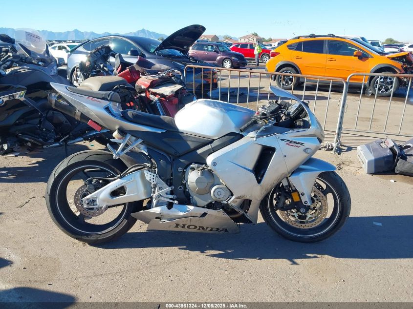 2006 Honda Cbr600 Rr VIN: JH2PC37116M301097 Lot: 43861324