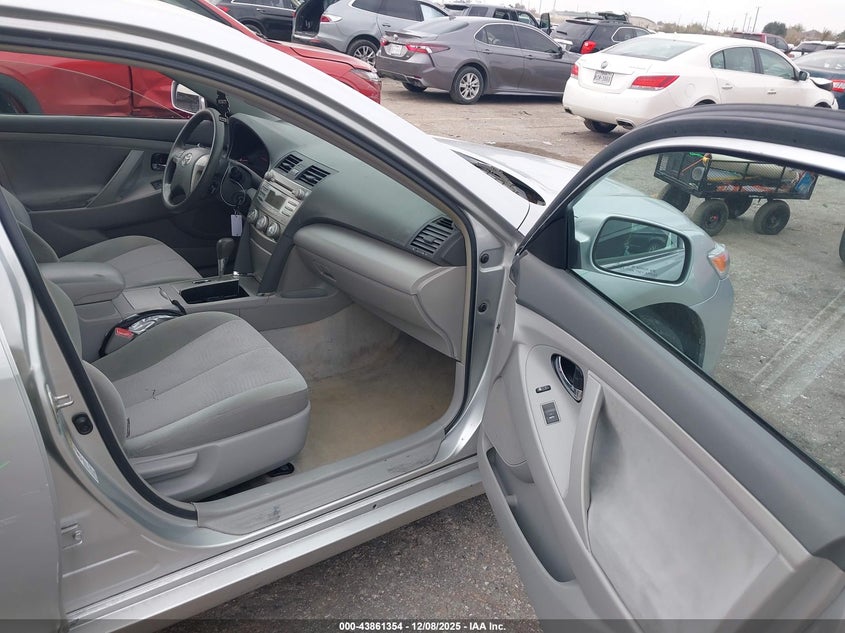 4T1BF3EK3AU114678 2010 TOYOTA CAMRY photo no. 5