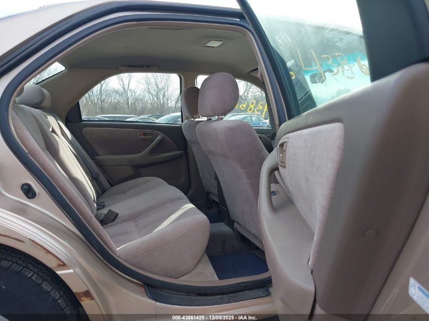 1999 Toyota Camry Le VIN: JT2BG22K1X0372836 Lot: 43861425