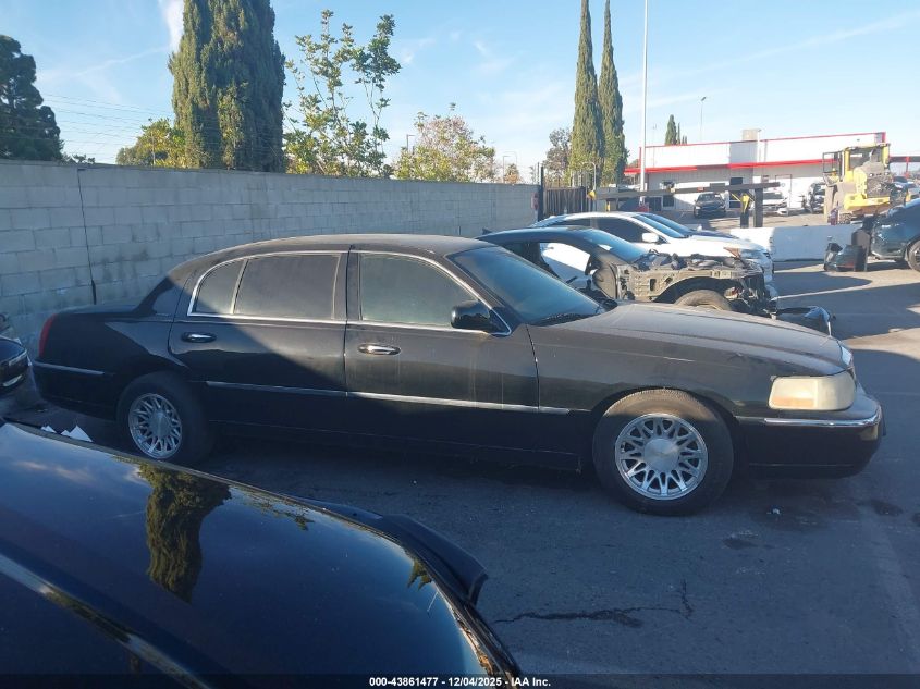 2009 Lincoln Town Car Executive L VIN: 2LNHM84V29X600346 Lot: 43861477