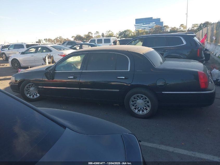 2009 Lincoln Town Car Executive L VIN: 2LNHM84V29X600346 Lot: 43861477