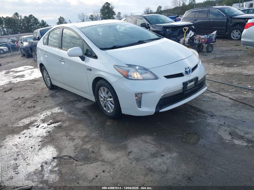 TOYOTA PRIUS PLUG-IN