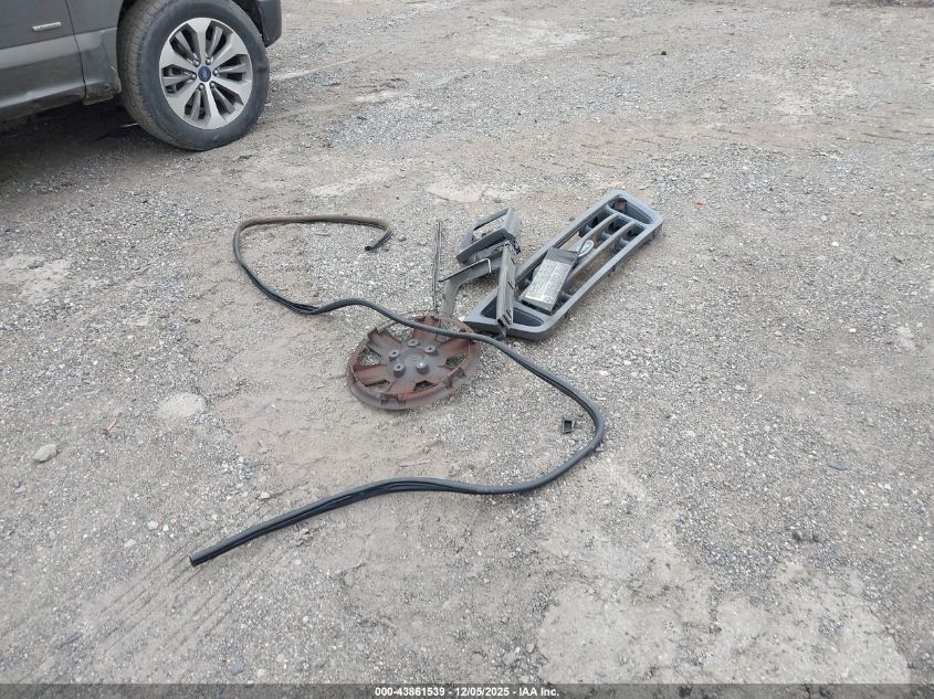 2007 Ford E-250 Commercial/Recreational VIN: 1FTNE24WX7DA48772 Lot: 43861539