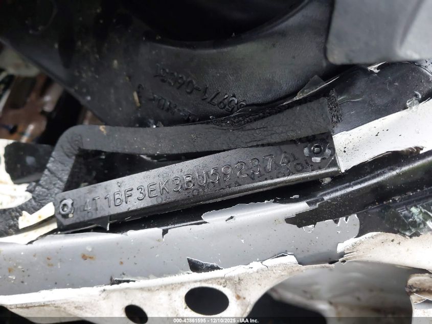 2011 Toyota Camry Se VIN: 4T1BF3EK3BU592374 Lot: 43861595